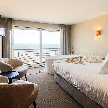 Hotel Beach Palace Blankenberge Bagian luar foto