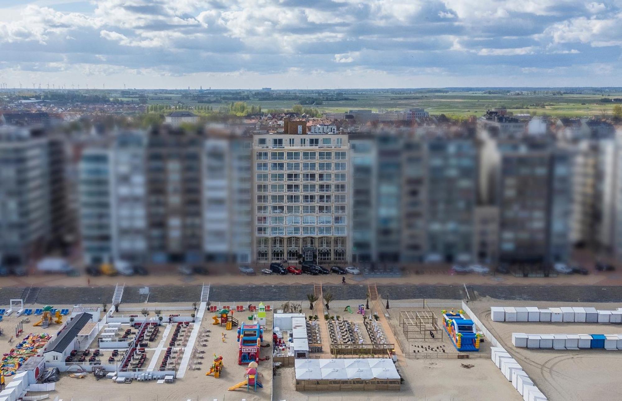 Hotel Beach Palace Blankenberge Bagian luar foto